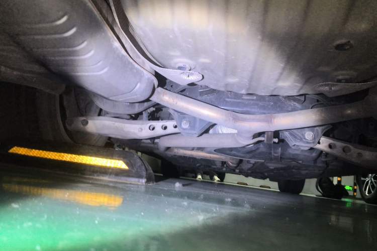 Used Buick LaCrosse 2018 28T Elite Edition Chassis Rear