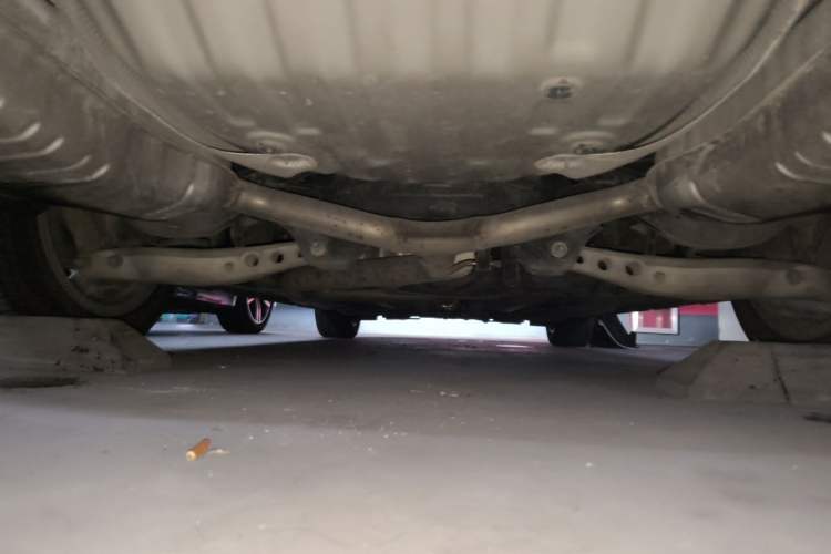 Used Buick LaCrosse 2018 28T Elite Edition Chassis Rear