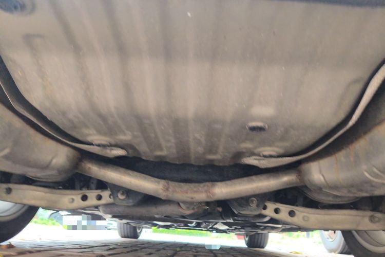 Used Buick LaCrosse 2018 28T Elite Edition Chassis Rear