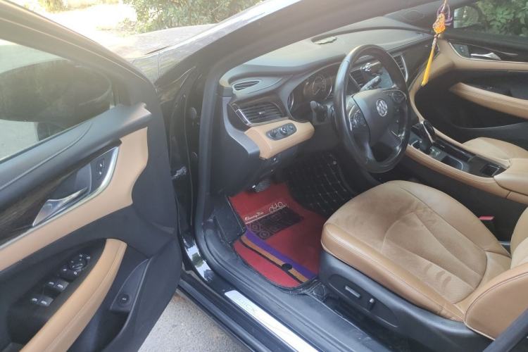 Used Buick LaCrosse 2018 28T Elite Edition Driver Seat