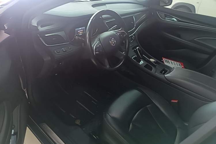 Used Buick LaCrosse 2018 20T Elite Edition Driver Seat