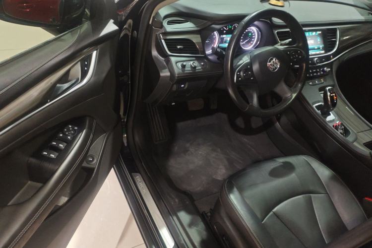 Used Buick LaCrosse 2018 20T Elite Edition Driver Seat