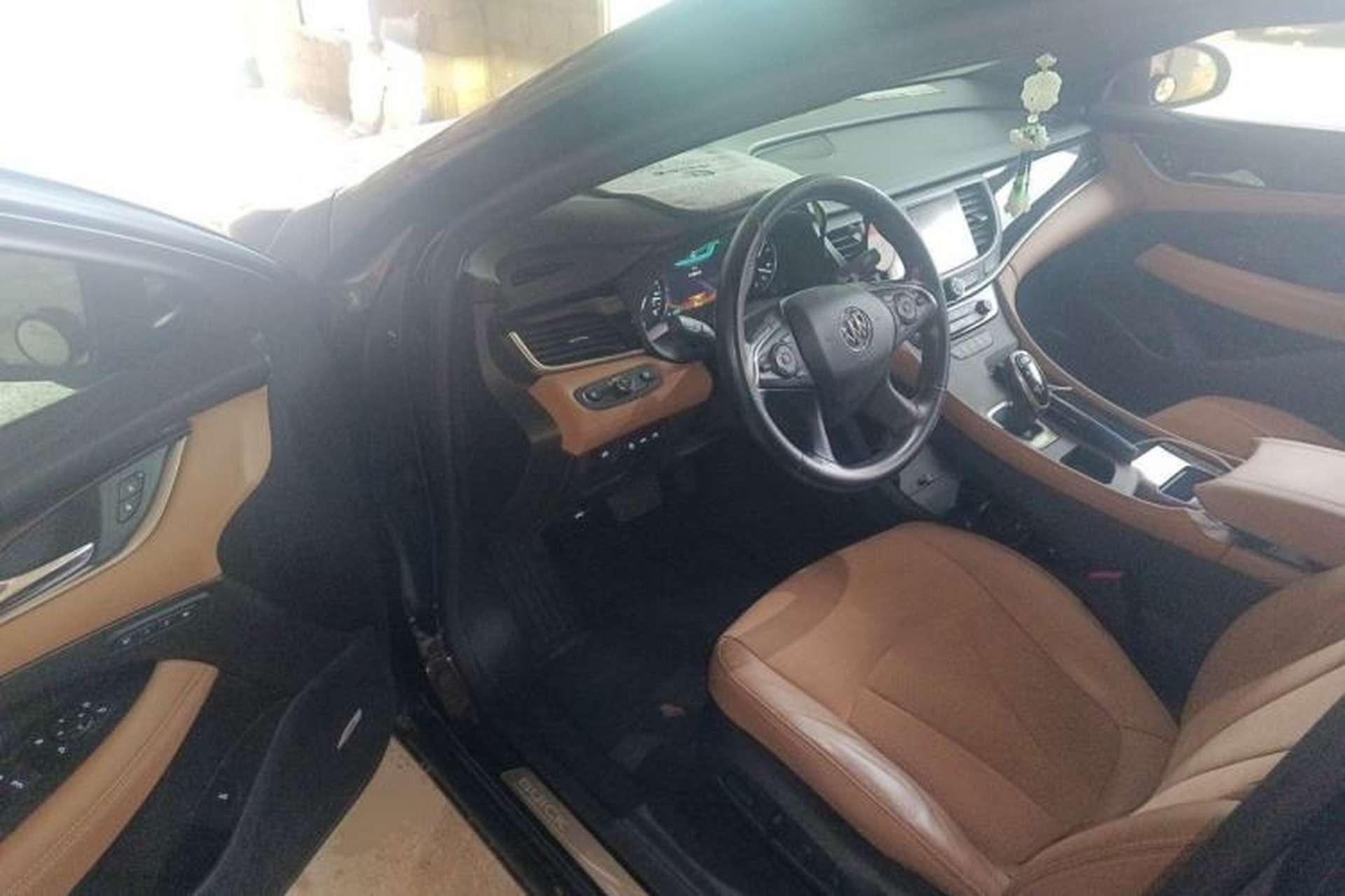 Used Buick LaCrosse 2018 28T Luxury Model Driver Seat