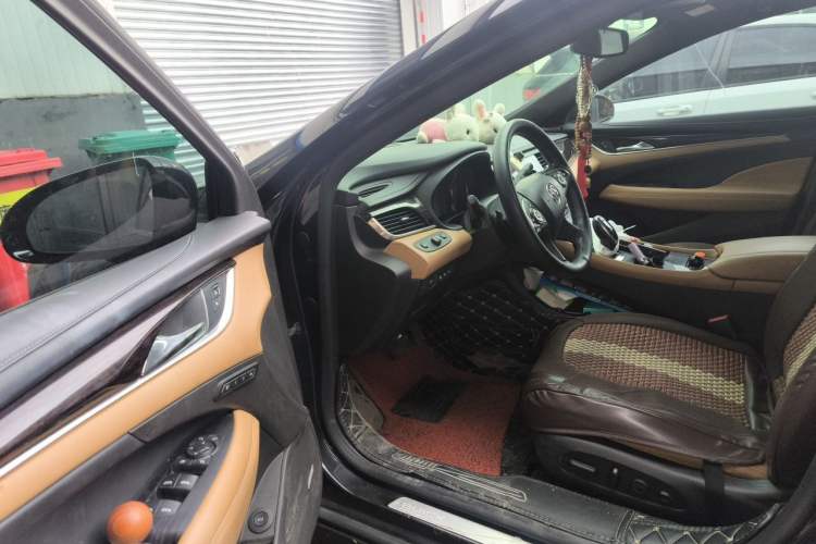 Used Buick LaCrosse 2018 28T Luxury Model Driver Seat