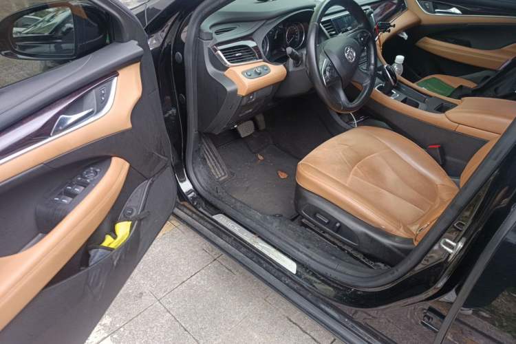 Used Buick LaCrosse 2018 28T Elite Edition Driver Seat