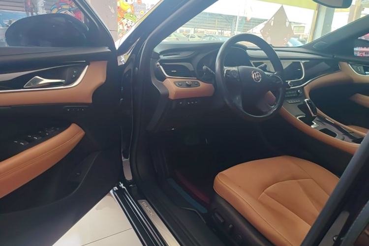 Used Buick LaCrosse 2018 20T Luxury Model Driver Seat
