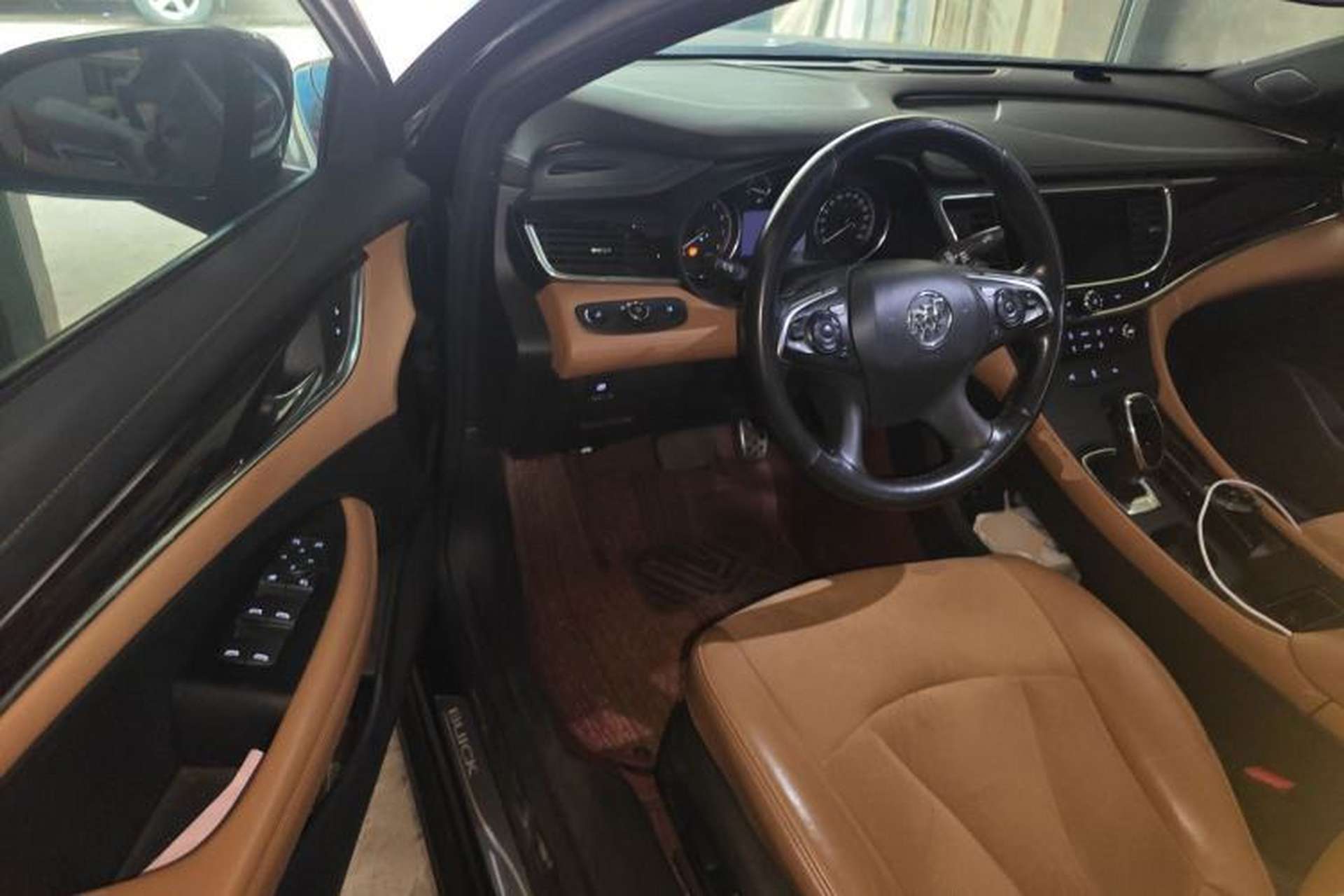 Used Buick LaCrosse 2018 28T Elite Edition Driver Seat