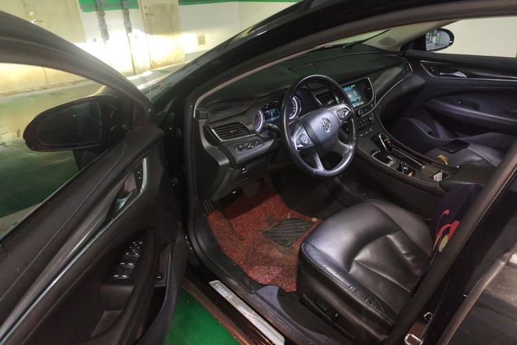 Used Buick LaCrosse 2018 20T Elite Edition Driver Seat