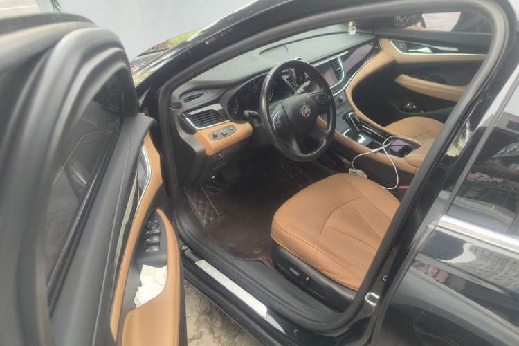 Used Buick LaCrosse 2018 28T Elite Edition Driver Seat