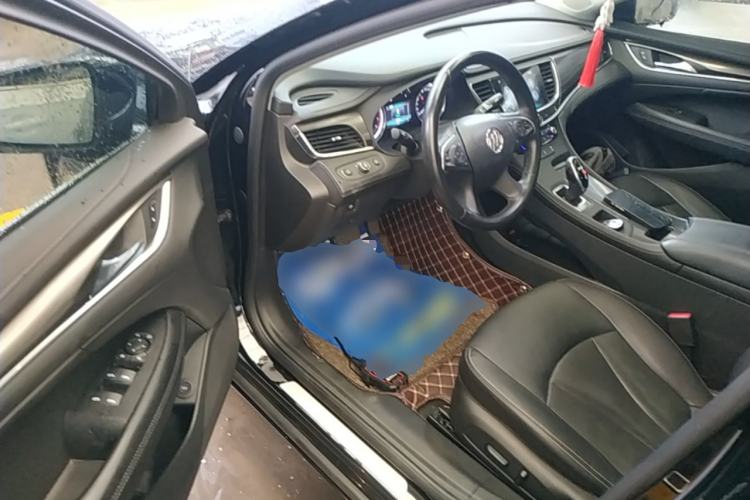 Used Buick LaCrosse 2018 20T Elite Edition Driver Seat