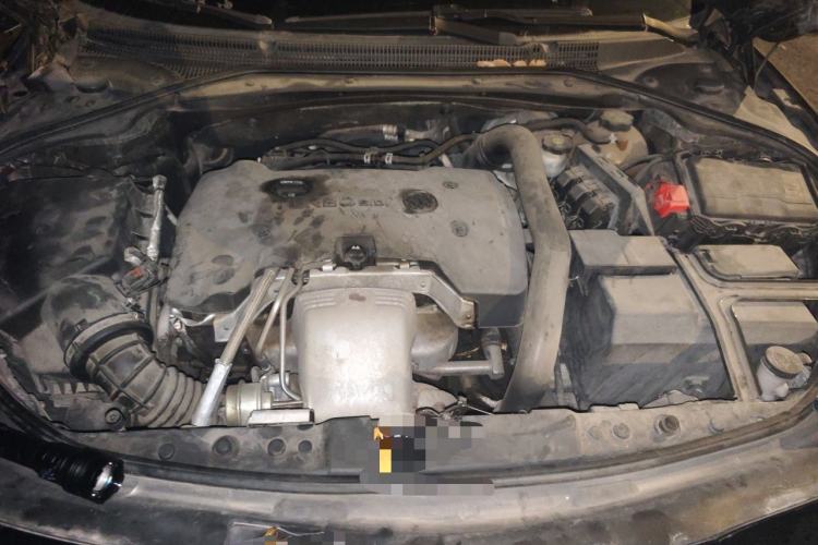 Used Buick LaCrosse 2018 28T Elite Edition Engine Bay