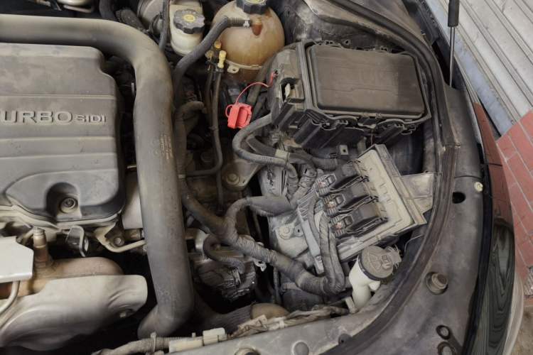 Used Buick LaCrosse 2018 20T Elite Edition Engine Bay Left