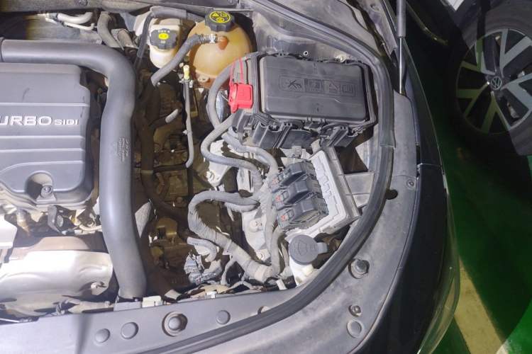 Used Buick LaCrosse 2018 20T Elite Edition Engine Bay Left
