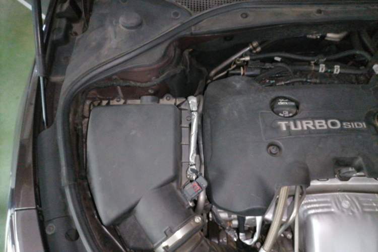 Used Buick LaCrosse 2018 28T Elite Edition Engine Bay Right