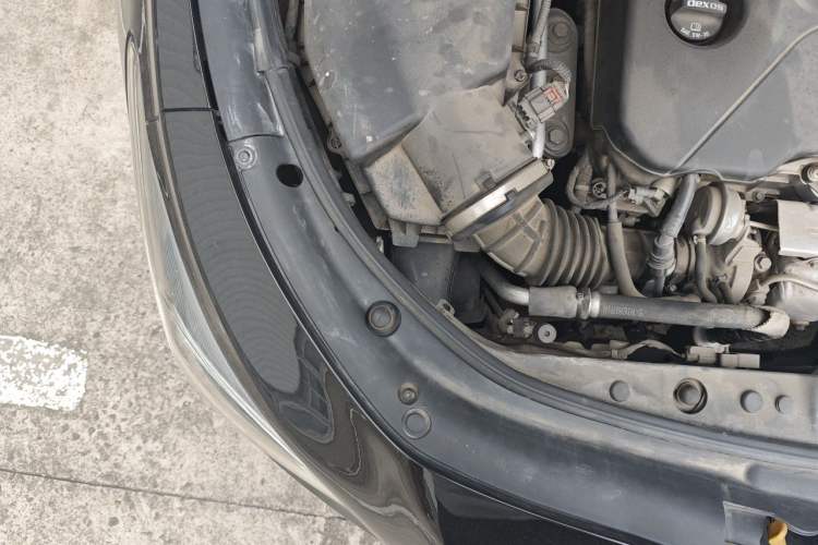Used Buick LaCrosse 2018 20T Elite Edition Engine Bay Right