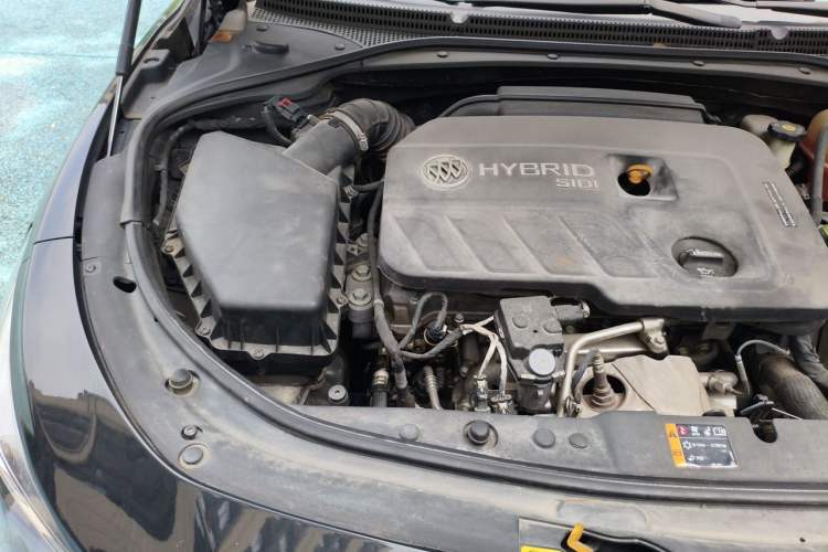 Used Buick LaCrosse 2018 30H Elite Edition Engine Bay Right