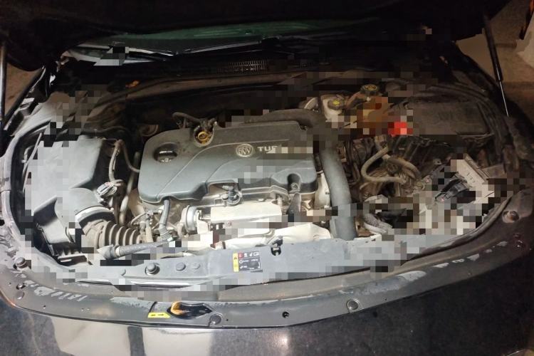 Used Buick LaCrosse 2018 20T Elite Edition Engine Bay
