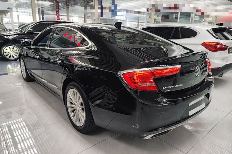Used Buick LaCrosse 2018 28T Elite Edition Exterior 2