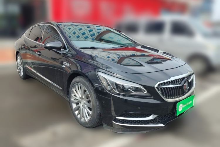 Used Buick LaCrosse 2018 28T Luxury Model Exterior 2