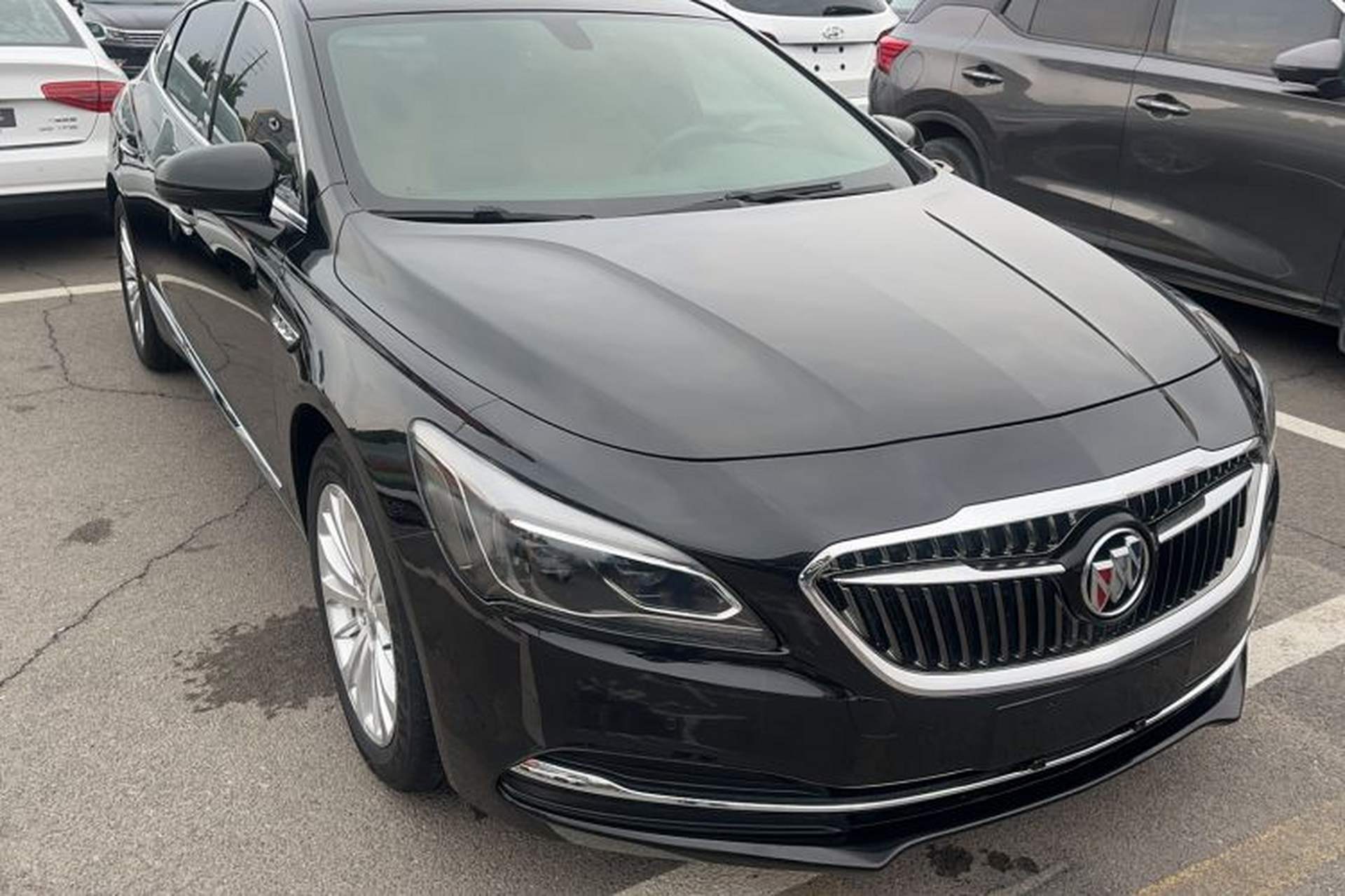 Used Buick LaCrosse 2018 28T Elite Edition Exterior 2