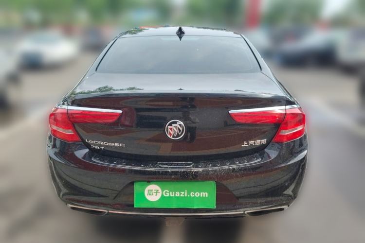 Used Buick LaCrosse 2018 28T Luxury Model Exterior 4