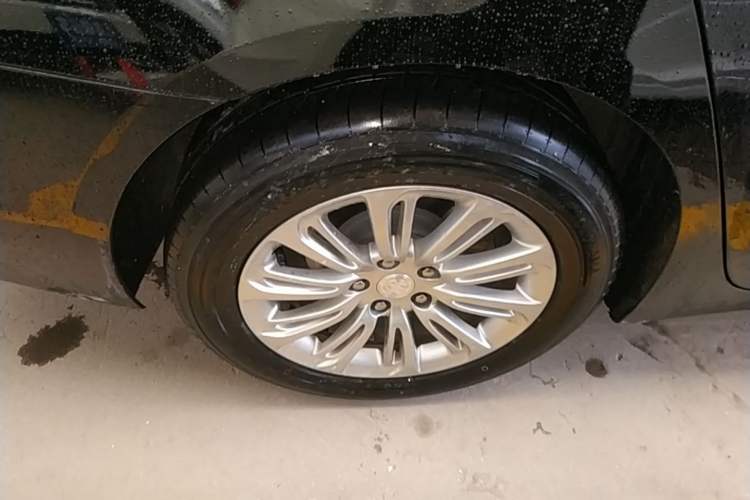 Used Buick LaCrosse 2018 20T Elite Edition Exterior 5