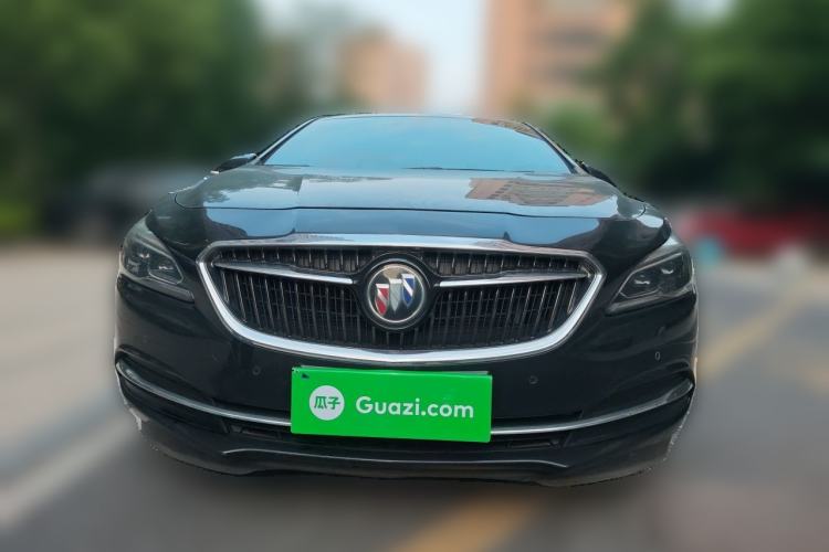 Used Buick LaCrosse 2018 28T Luxury Model Front