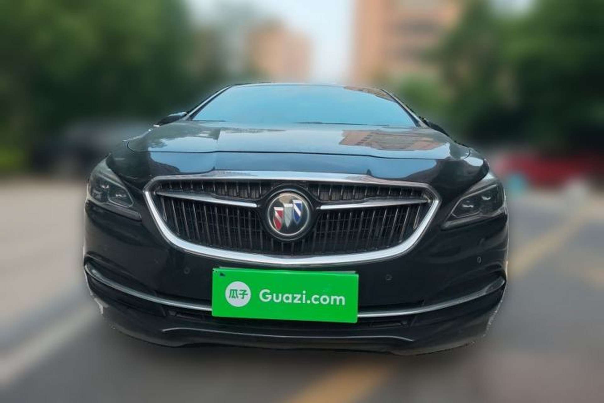 Used Buick LaCrosse 2018 28T Luxury Model Front