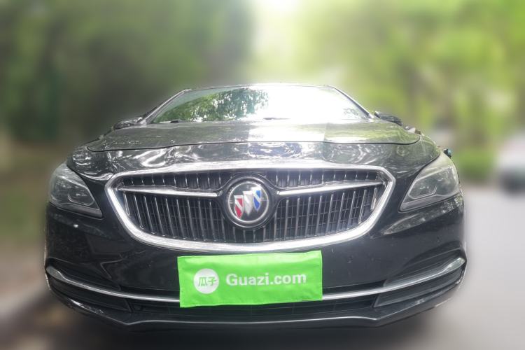 Used Buick LaCrosse 2018 28T Luxury Model Front