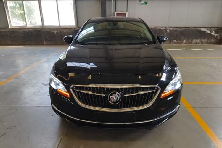 Used Buick LaCrosse 2018 20T Elite Edition Front