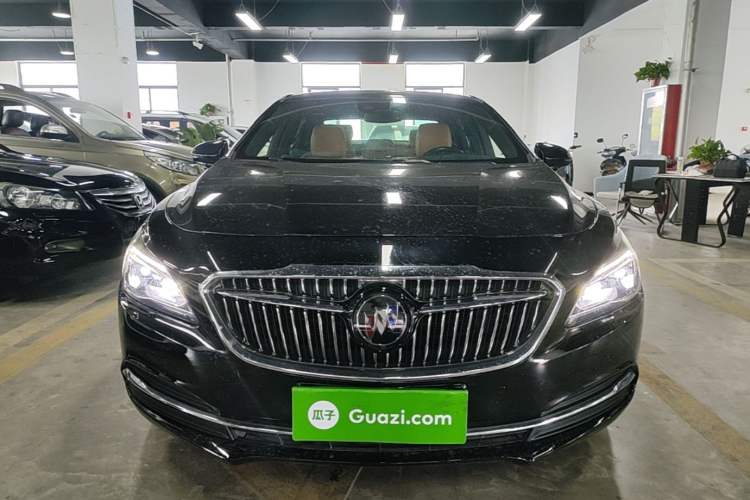 Used Buick LaCrosse 2018 20T Luxury Model Front