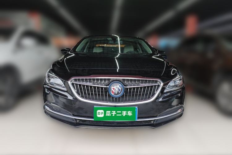 Used Buick LaCrosse 2018 30H Elite Edition Front