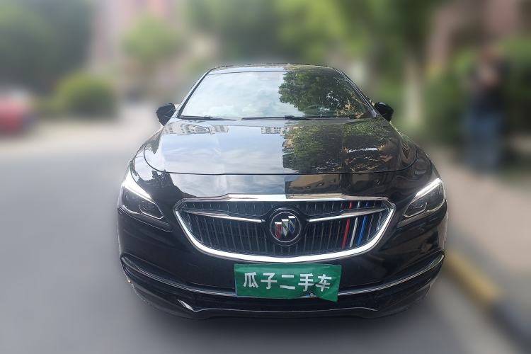 Used Buick LaCrosse 2018 28T Luxury Model Front