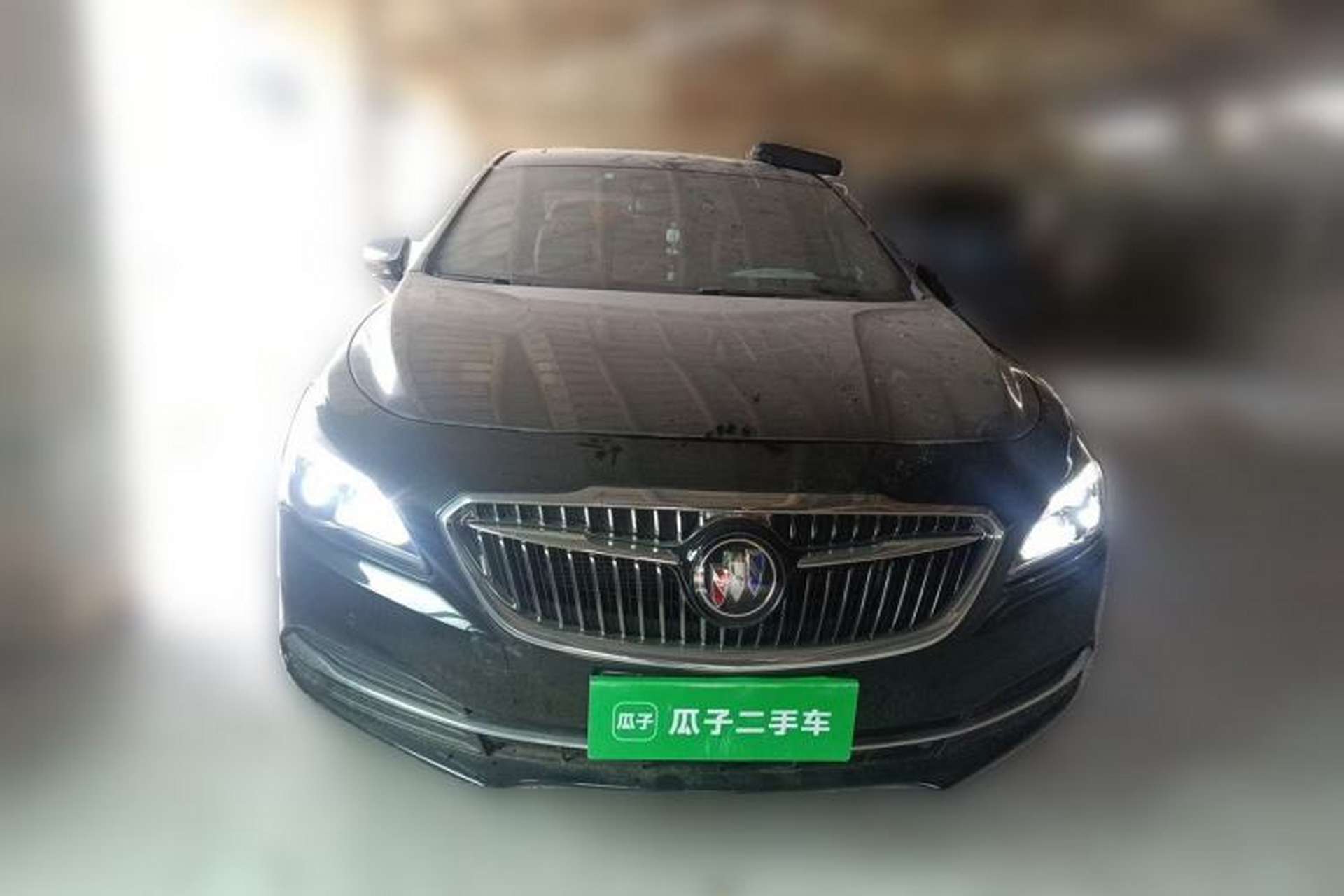 Used Buick LaCrosse 2018 28T Luxury Model Front