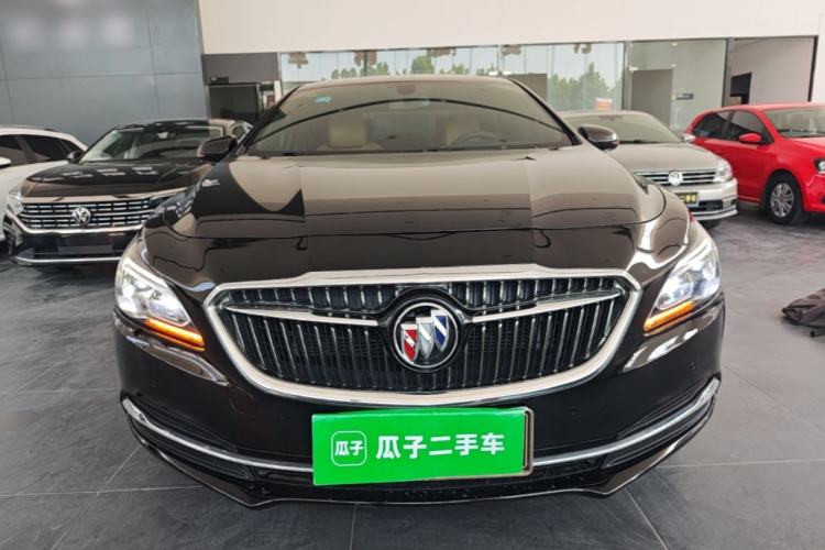 Used Buick LaCrosse 2018 28T Elite Edition Front