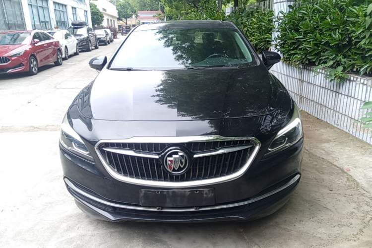 Used Buick LaCrosse 2018 20T Elite Edition Front