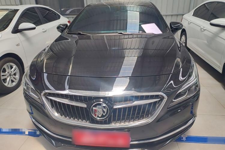 Used Buick LaCrosse 2018 28T Elite Edition Front