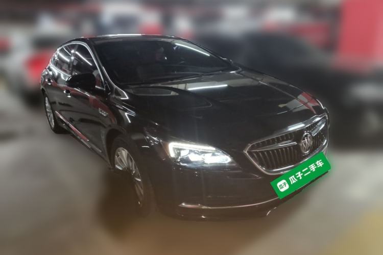 Used Buick LaCrosse 2018 28T Elite Edition Front Right 45 Deg