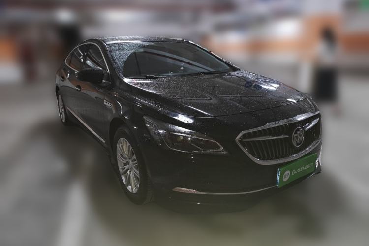 Used Buick LaCrosse 2018 20T Elite Edition Front Right 45 Deg