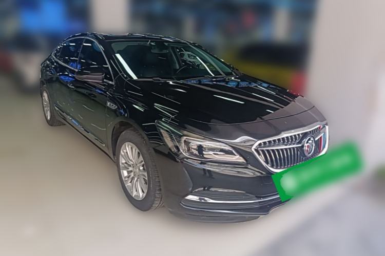 Used Buick LaCrosse 2018 20T Elite Edition Front Right 45 Deg