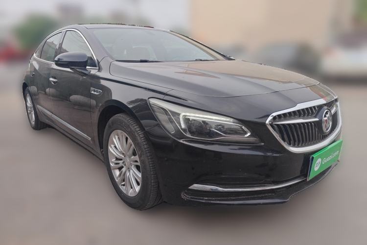 Used Buick LaCrosse 2018 20T Elite Edition Front Right 45 Deg