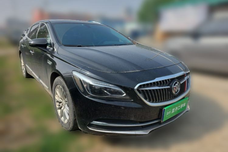 Used Buick LaCrosse 2018 20T Elite Edition Front Right 45 Deg