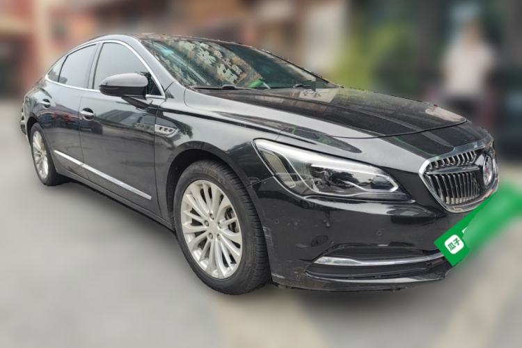 Used Buick LaCrosse 2018 20T Leading Model Front Right 45 Deg