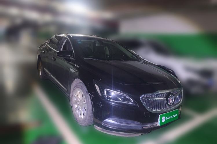 Used Buick LaCrosse 2018 20T Elite Edition Front Right 45 Deg