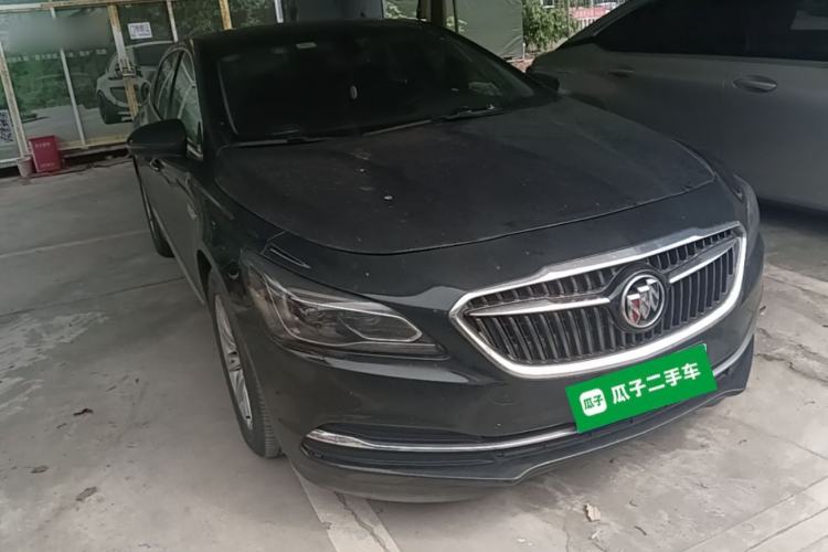 Used Buick LaCrosse 2018 20T Elite Edition Front Right 45 Deg