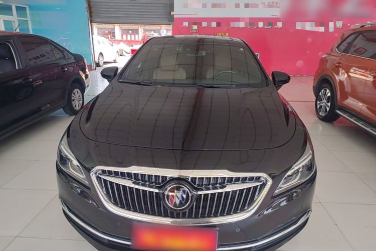 Used Buick LaCrosse 2018 20T Luxury Model Front