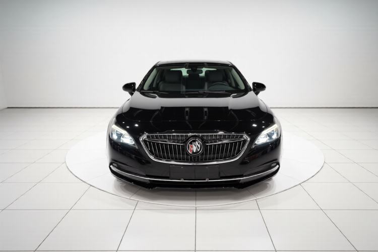 Used Buick LaCrosse 2018 20T Elite Edition Front