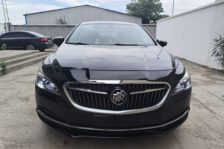 Used Buick LaCrosse 2018 20T Elite Edition Front