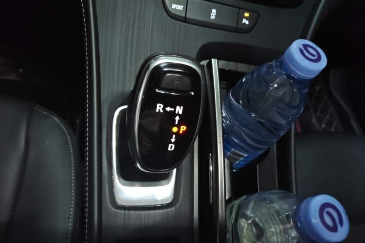 Used Buick LaCrosse 2018 20T Elite Edition Gear Lever