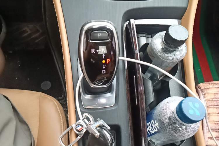 Used Buick LaCrosse 2018 28T Luxury Model Gear Lever
